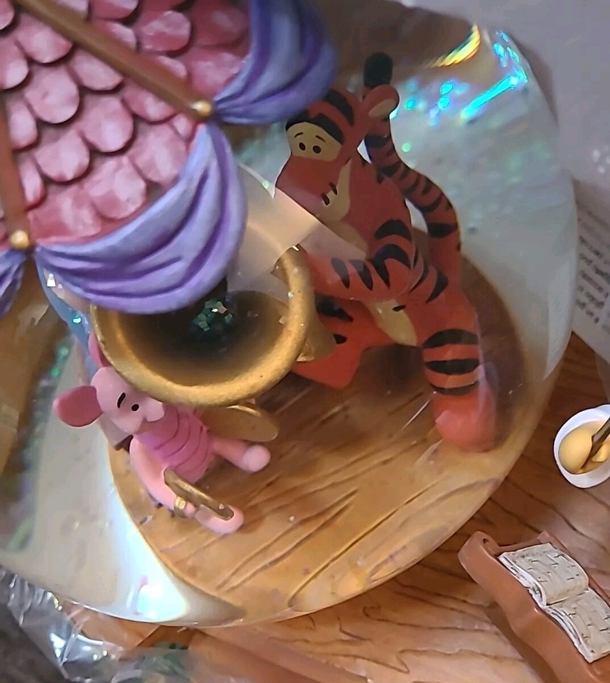 Disney's Winnie the Pooh Musical Snow Globe Eeyore Band Concert NEW