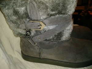 aussie boots by guess