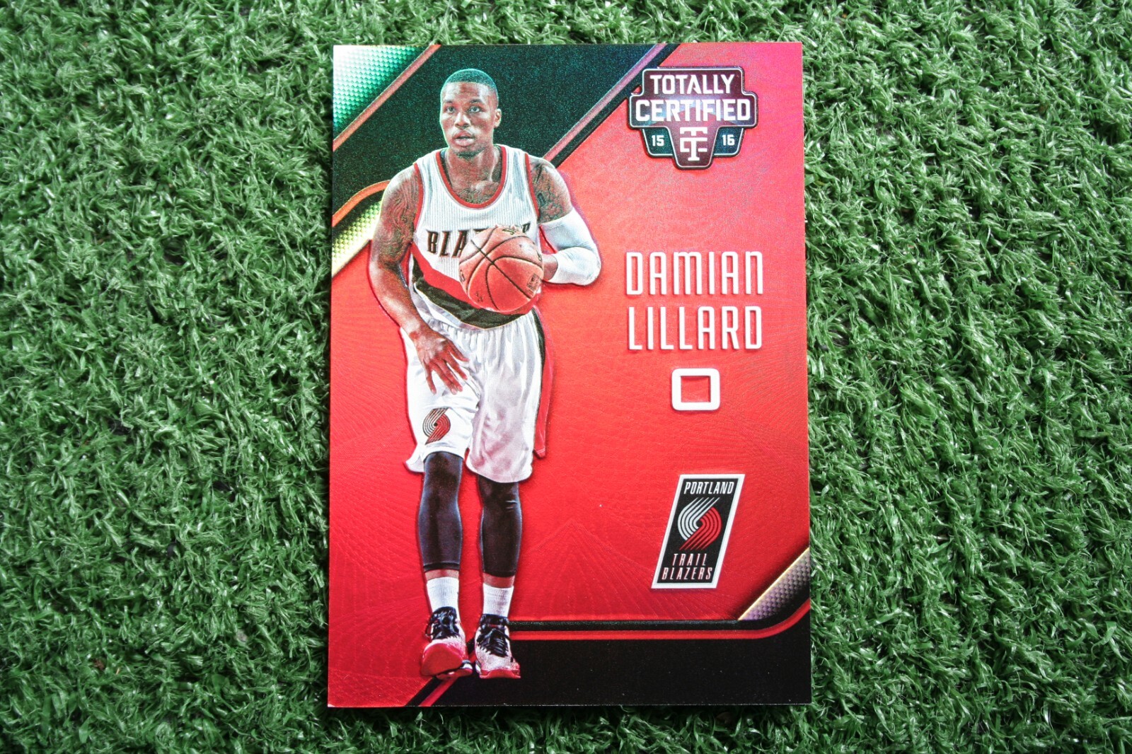 Damian Lillard 2015-16 Panini Totally Certified #100 Mirror Red /149