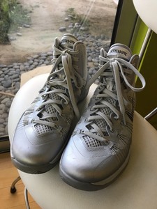 hyperdunk 2013 grey