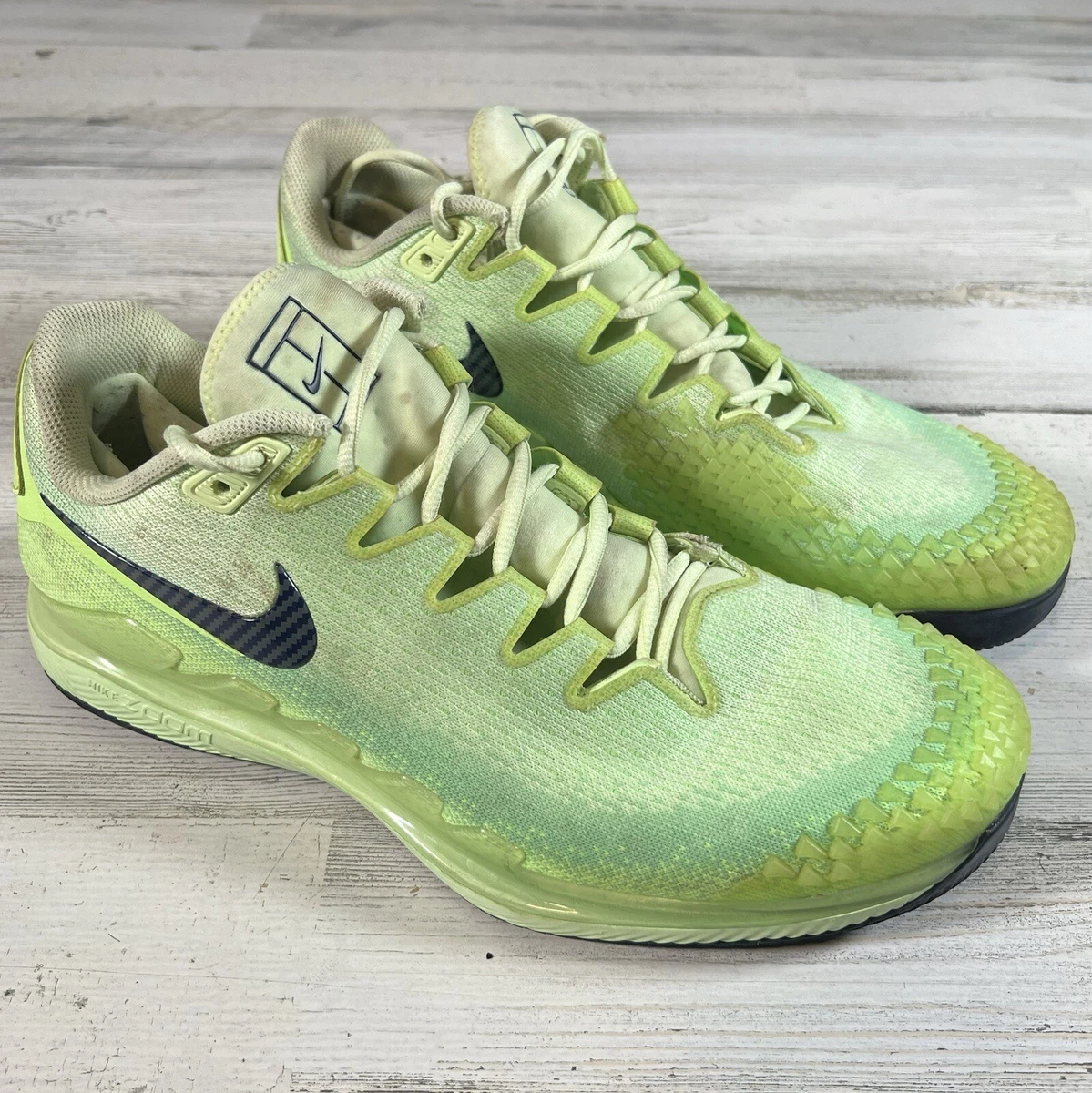 Nike Court Air Zoom Vapor X HC Ghost Green for Sale | Authenticity