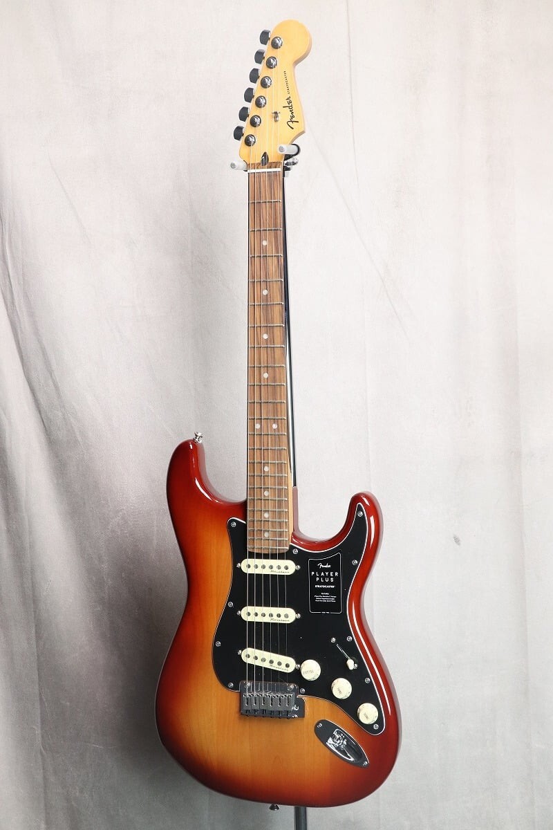 Fender Stratocaster player plusシエナサンバースト Fender Player Plus Stratocaster Electric Guitar Sienna