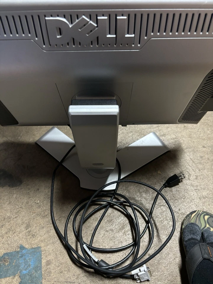 Dell Xps 750e Intel 2 Quad Gaming Tower An Monitor Dell Original - Image 4 of 4