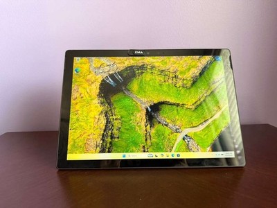 Microsoft Surface Pro 7 Plus 7+ i5-1135G7 256GB SSD 8GB 1960  no K/bord Read