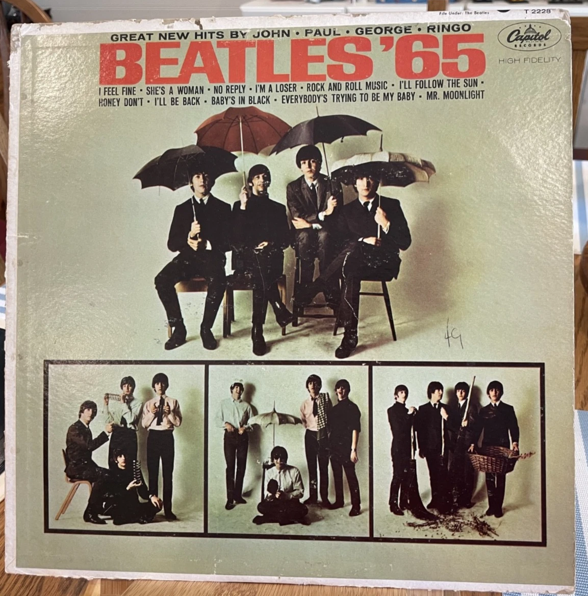 THE BEATLES “Beatles’ 65” MONO 1st US Press Capitol Rainbow T 2228 Vinyl LP