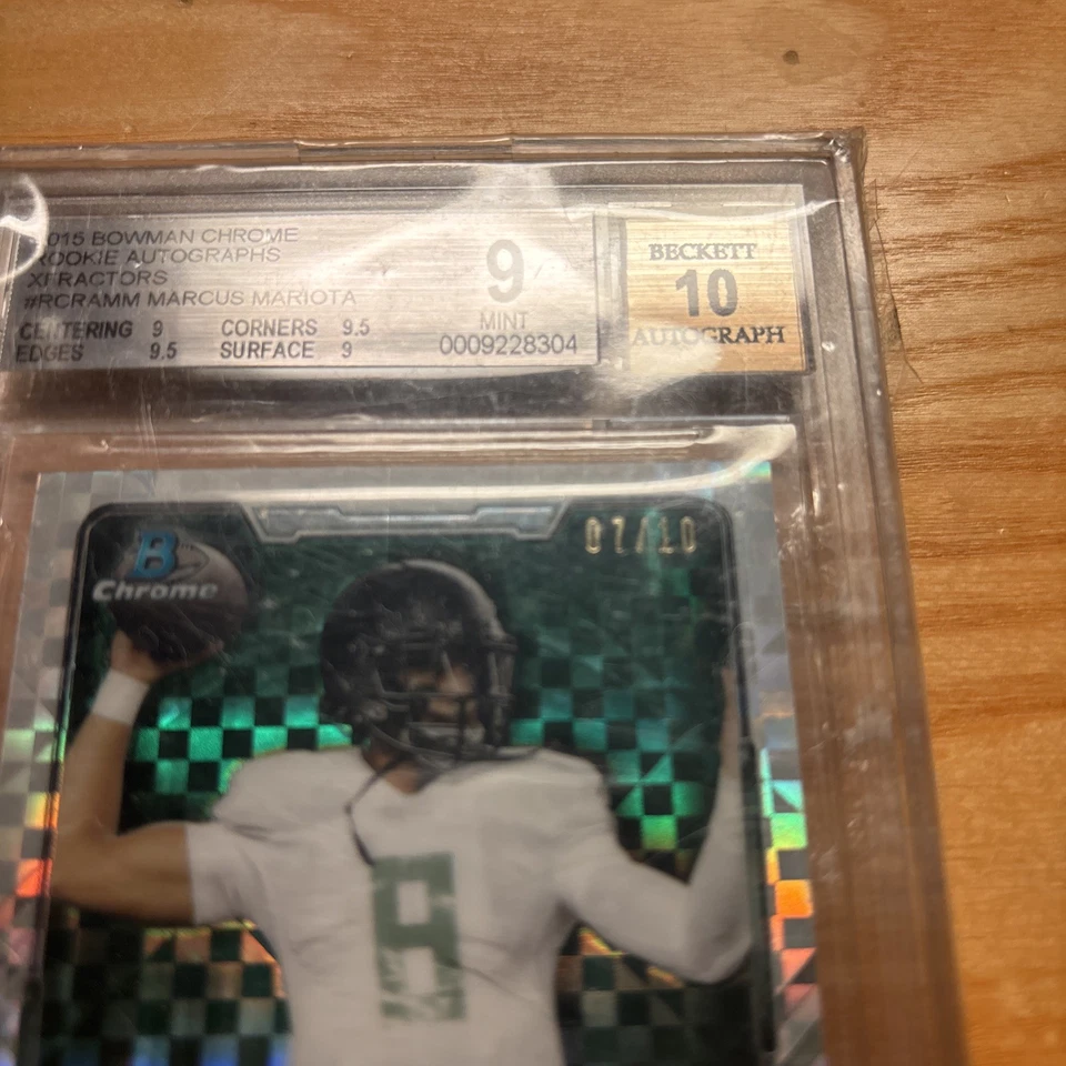 #/10 Marcus Mariota BGS 9/10 2015 Bowman Rookie Xfractor Refractor Auto RC - Image 4 of 4