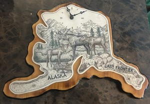 Vintage 1990 Alaska The Last Frontier Puffin Clock