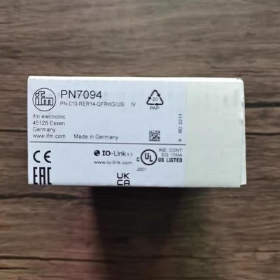1PC IFM PN7094 Pressure Switch Fast Shipping *tn