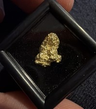 Argentina - &ldquo;ROCKY V &rdquo;  RAW FINE 23k+ .711 GOLD NUGGET / ARGENTINIAN GOLD