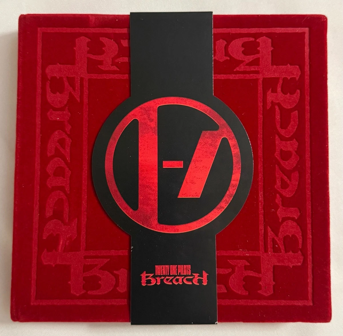 トゥエンティ・ワン・パイロッツ CD コレクション Breach : twenty one pilots | HMV&BOOKS online - 7567.859467