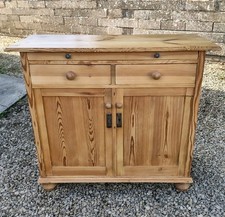 BEAUTIFUL RUSTIC HANDMADE PITCH PINE RECLAIMED WAXED LINEN / UTILITY CUPBOARD 