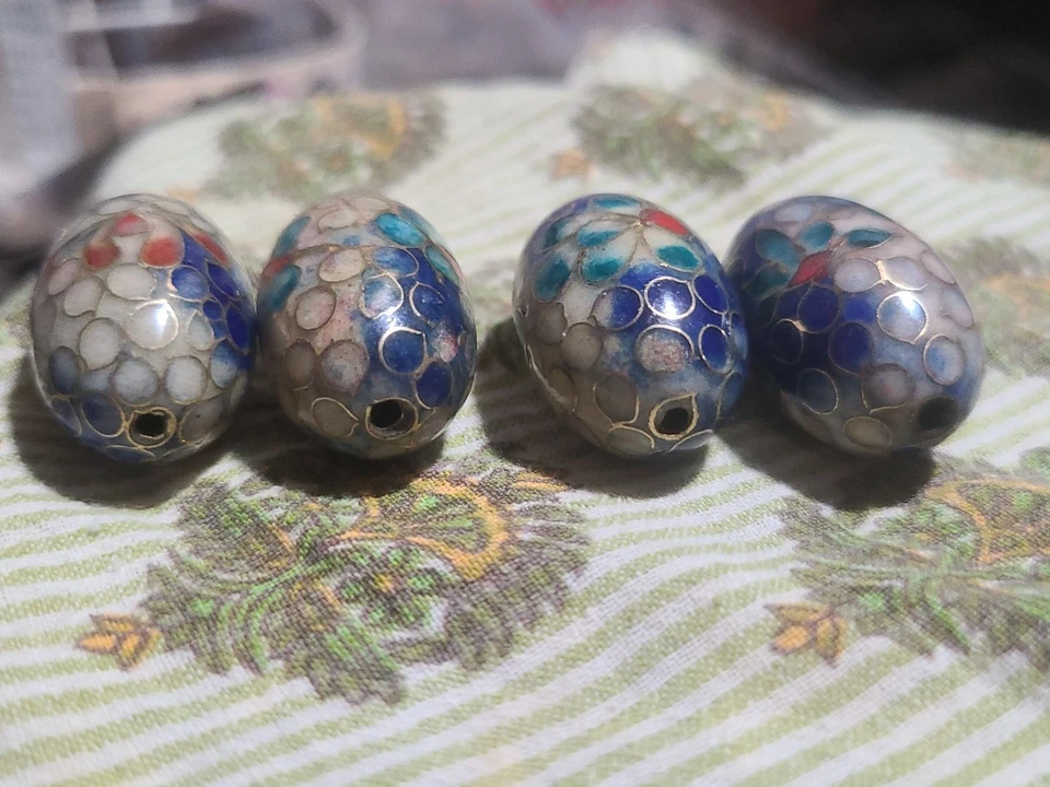 Vintage Large Oval Cloisonne Beads Blue  White, Coral Flowers - Image 3 of 4