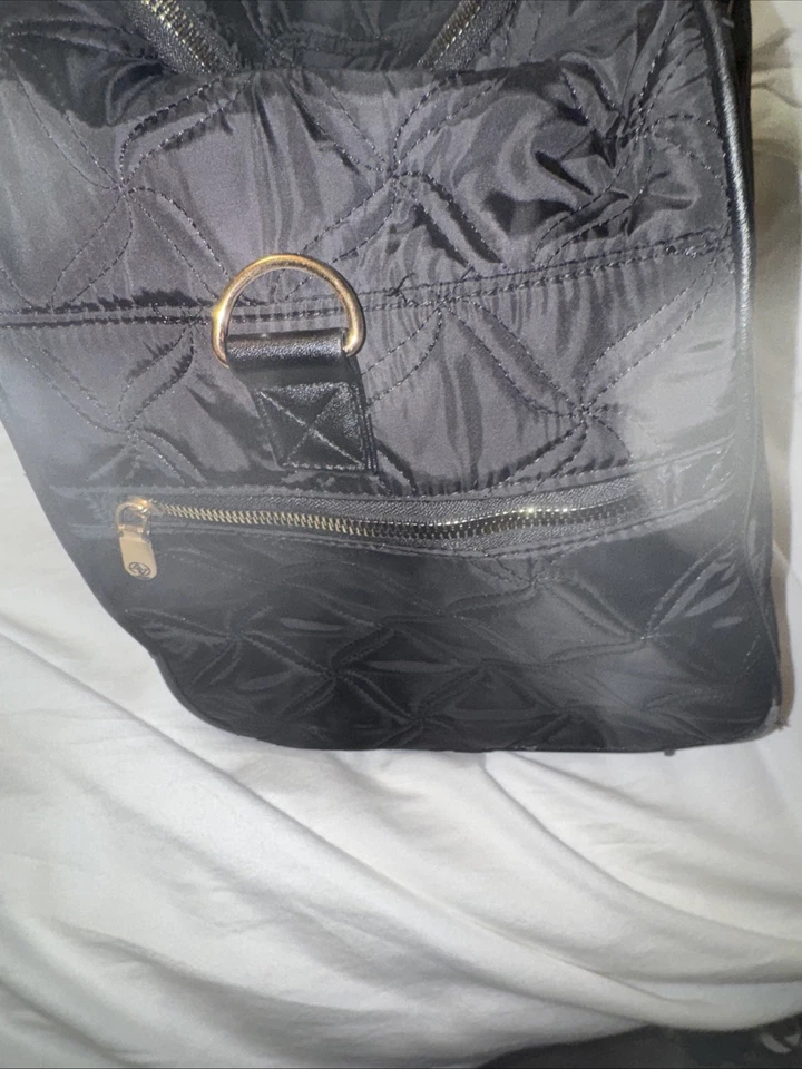 Винтажная спортивная сумка Adrienne Vittadini черная на черном логотипе выходные - Изображение 3 из 4