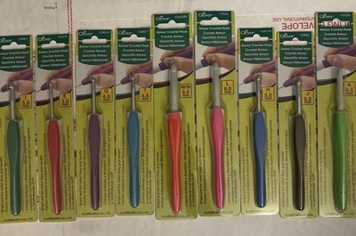 CLOVER AMOUR CROCHET HOOK SET LOT OF 9 NEW C42