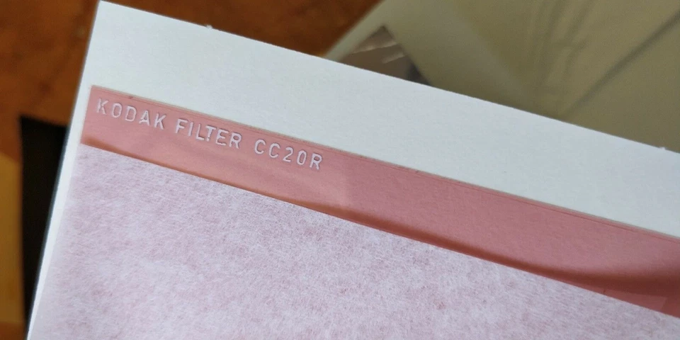 CC20R Color Compensating Fliter 3" - 75mm Square Kodak gelatin filter - Image 4 of 4