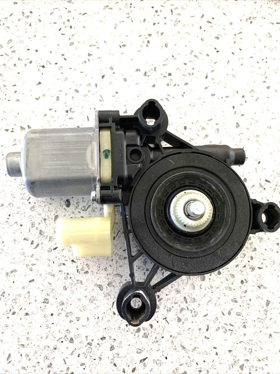 FORD ESCAPE FRONT LEFT DRIVER SIDE DOOR WINDOW MOTOR REGULATOR OEM 