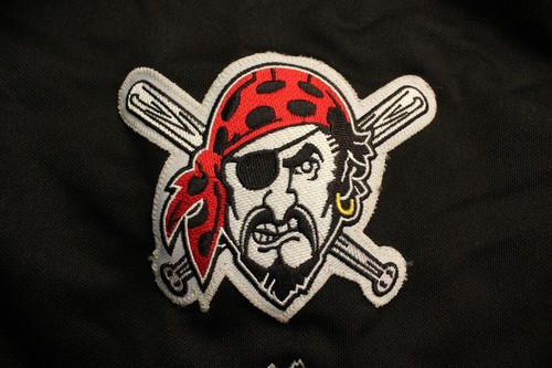 Majestic Athletic Pittsburgh Pirates Jersey - Picture 4 of 4