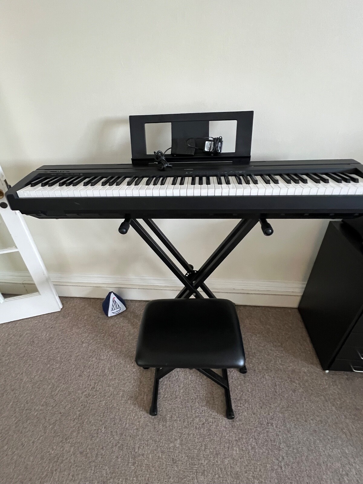 Yamaha P45B Weighted Action Digital Piano, 88 Key Black with stand