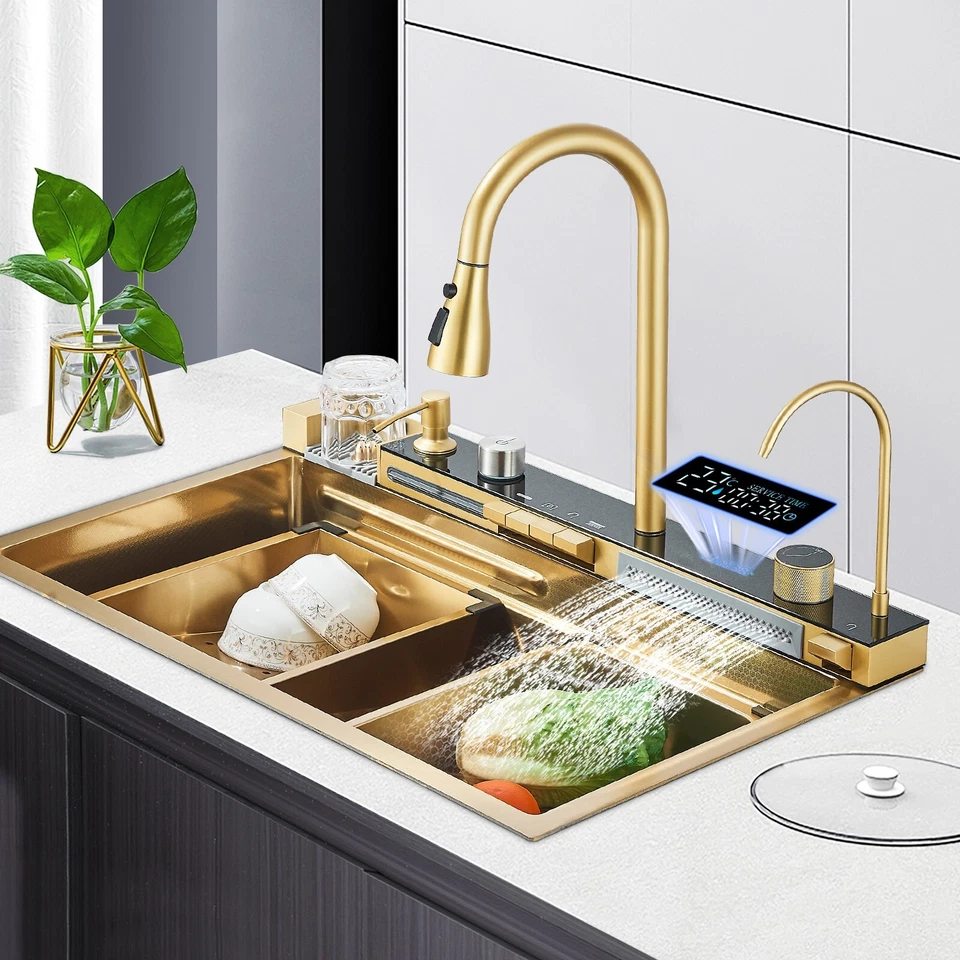 Fregadero de cocina cascada de acero inoxidable Flying Rain con grifo abatible dorado 29,5 pulgadas Foto 2 de 4