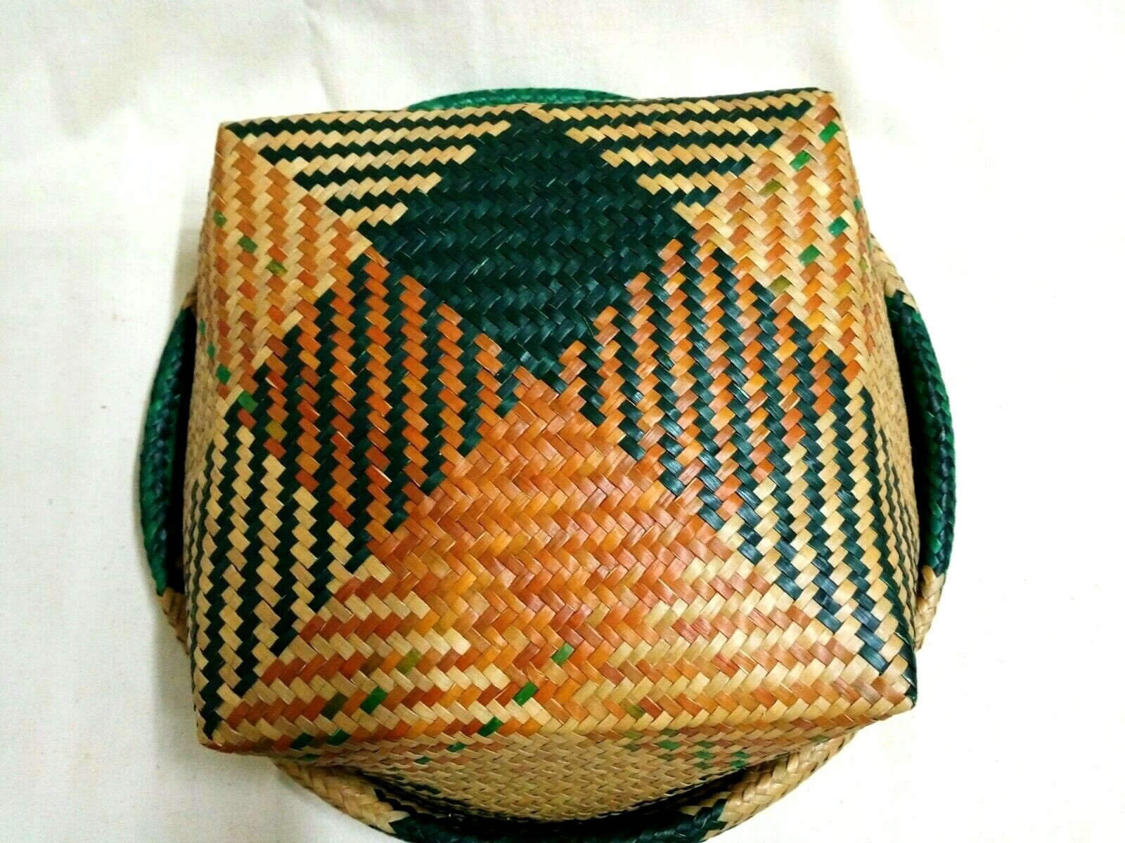 Picture 4 of 12