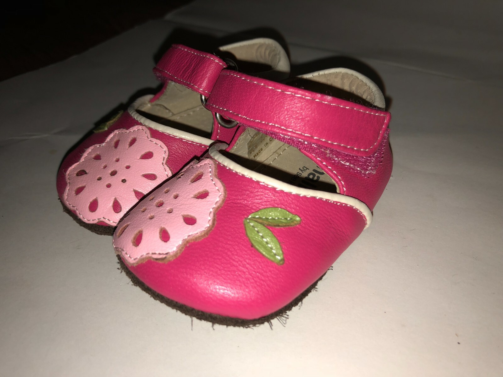 lot 2 pairs 0-6 mo shoes  * SEE KAI RUN + gold mocs * beautiful & clean