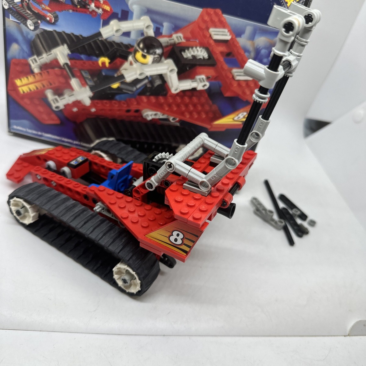 LEGO- TECHNIC- TREAD TRAKKER- 8229- NO MINIFIGURE Read 42884082291