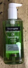 Neutrogena Oil Balancing Facial Wash 6.7 oz With Lime Oil Free