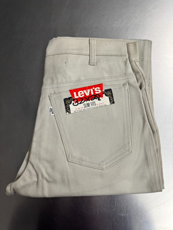 Vintage Deadstock Levi's Big E Slim Fits Cream Trousers