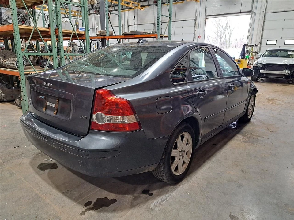 Lámpara trasera lateral Rh pasajero 2007 S40 Sku#4119525 Foto 4 de 4