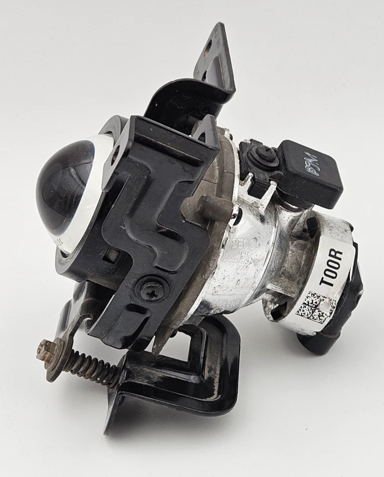 Passenger Side Halogen Fog Light Assembly Fits 2020-2022 Kia Soul OEM 92202K0000 - Image 2 of 4