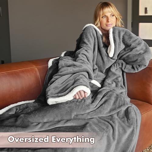Wheel PAVILIA Sherpa Blanket With Sleeves, Foot Pocket For Women