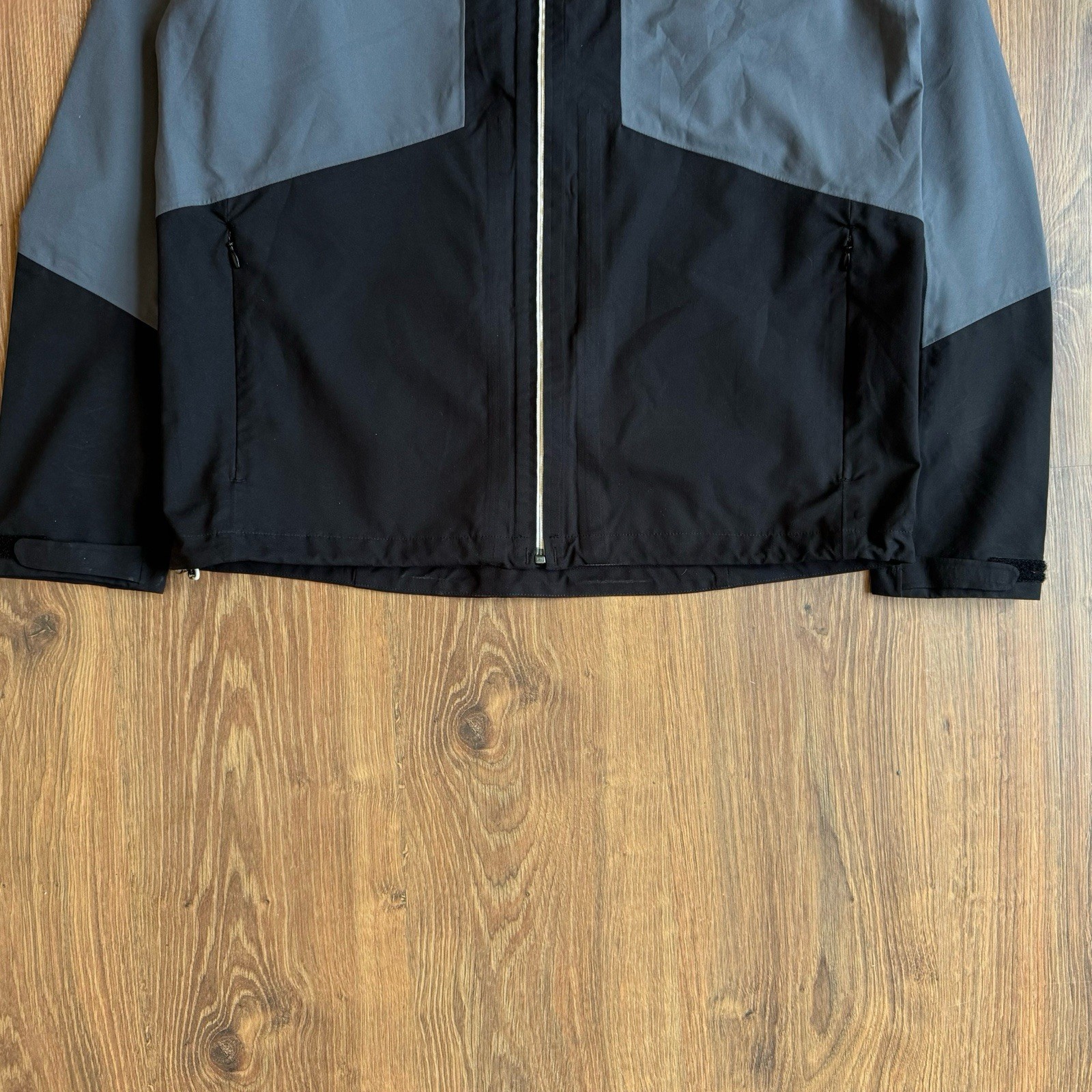 Peak Performance Lightweight Waterproof Jacket Me… - image 3