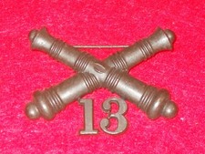 INSIGNE PINBACK ARTILLERIE DE CAMPAGNE US 13E PÉRIODE ESPAGNE 1902