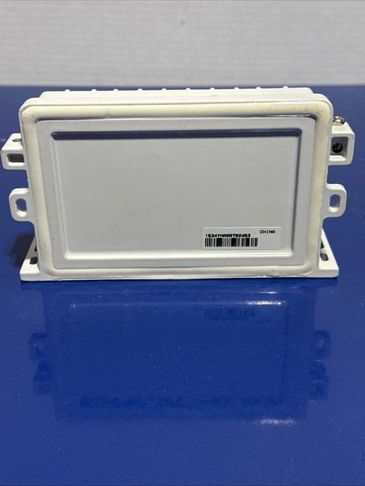 PCT-VC-9U CATV RF Antenna Amplified 9-Way Distribution Splitter - Image 3 of 3