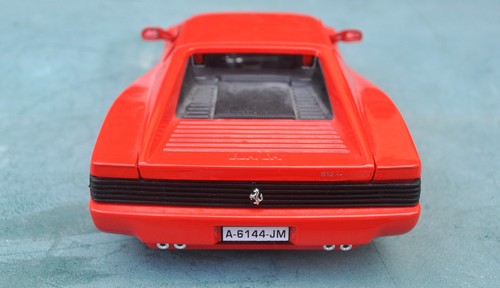 MIRA Boxed 1 : 18 " RED FERRARI 512TR / TESTAROSSA " Model Car FREE UK POSTAGE - Picture 4 of 9