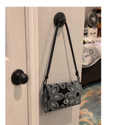Vera Bradley Blanco Bouquet Crossbody Bag Quilted Floral VB232