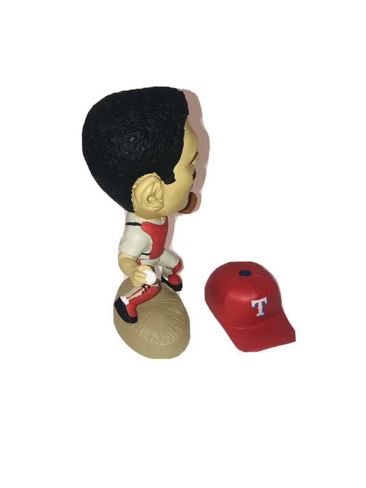 Vintage MLB Figure Ivan Pudge Rodriguez 1999 6" Baseball Texas Rangers No Box - Image 2 of 4