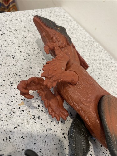 Jurassic World Dominion Pyroraptor 12" Figure - Picture 14 of 15