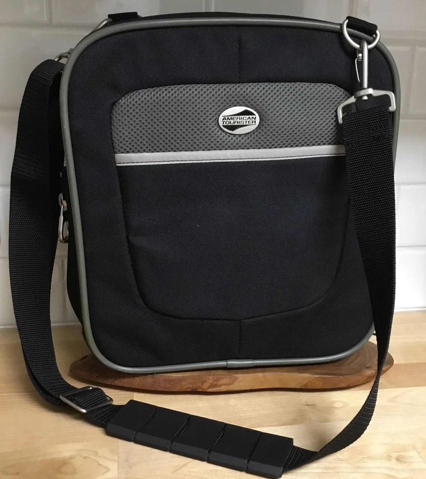 American Tourister Collapsible Expandable Carry On Duffle Bag with Zip Tote-image