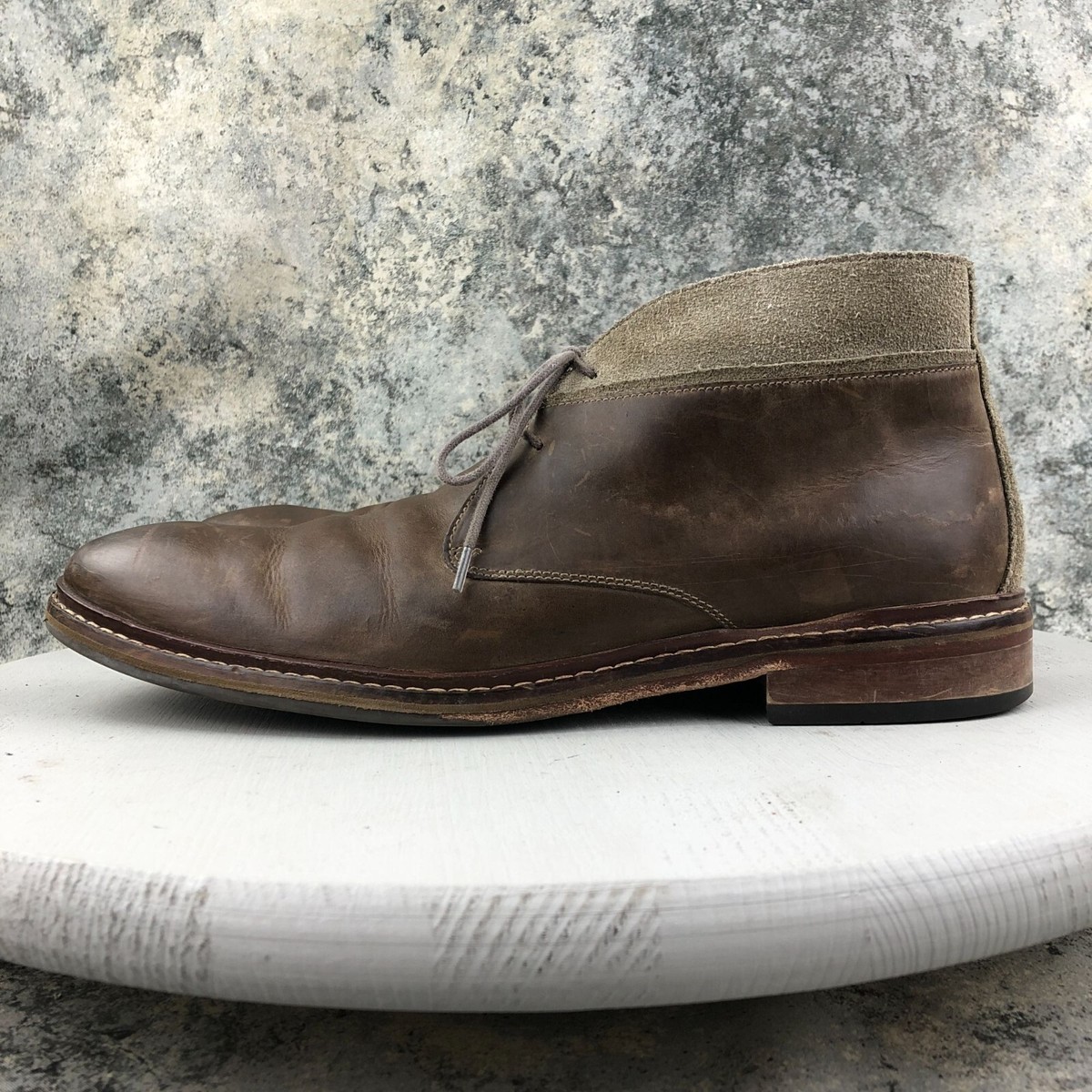 Cole Haan Men display picture 2