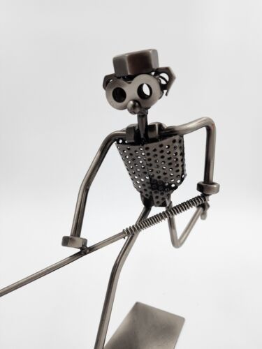 Vintage Metal Hockey Guy Nuts/Bolts Figure Skiing Welded Art - Picture 2 of 6