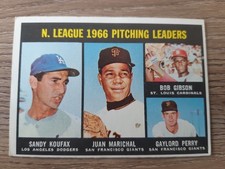 1967 Topps Set-Break #236 NL Pitching Leaders Koufax 4 HOFers No Crease