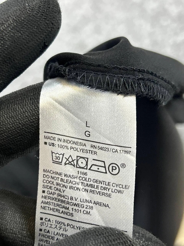 Camiseta sin mangas Banana Republic grande negra satinada para mujer Foto 4 de 4