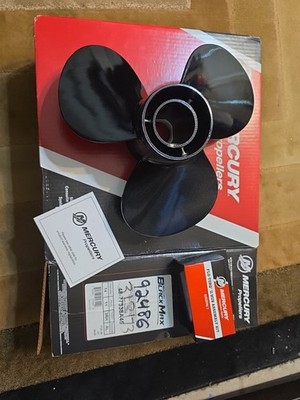 NEW Mercury Marine 48-77338A45 - Black Max 14x11 Right-Hand Propeller