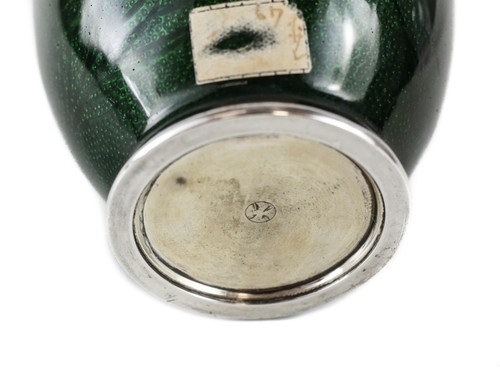 Ando Tomeiyu Shippo Ginbari Transparent Green Enamel Sterling Silver Vase Japan - Picture 4 of 6