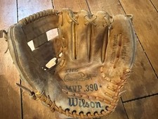 VINTAGE GEORGE BRETT WILSON A2350 MVP .390 BASEBALL GLOVE MITT