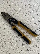 Dewalt 8" Lineman's Pliers DWHT702756 Back & Yellow —