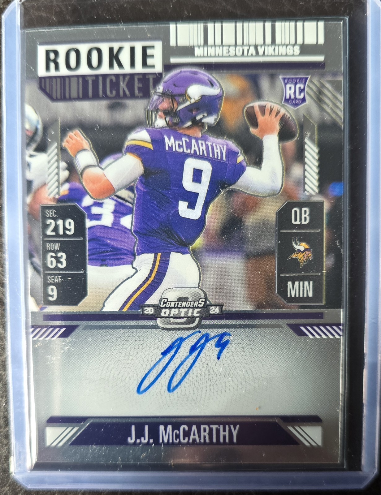 2024 Panini Contenders Optic J.J. McCarthy Rookie Ticket On Card Auto