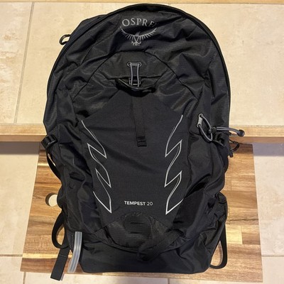 Osprey Tempest 20L Women's Hiking Backpack w/Hipbelt, Black, W M/L