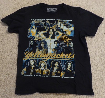 YELLOWJACKETS TV SHOW BLACK  T-SHIRT SIZE SMALL HALFTONE HORROR NEW NEVER WORN!